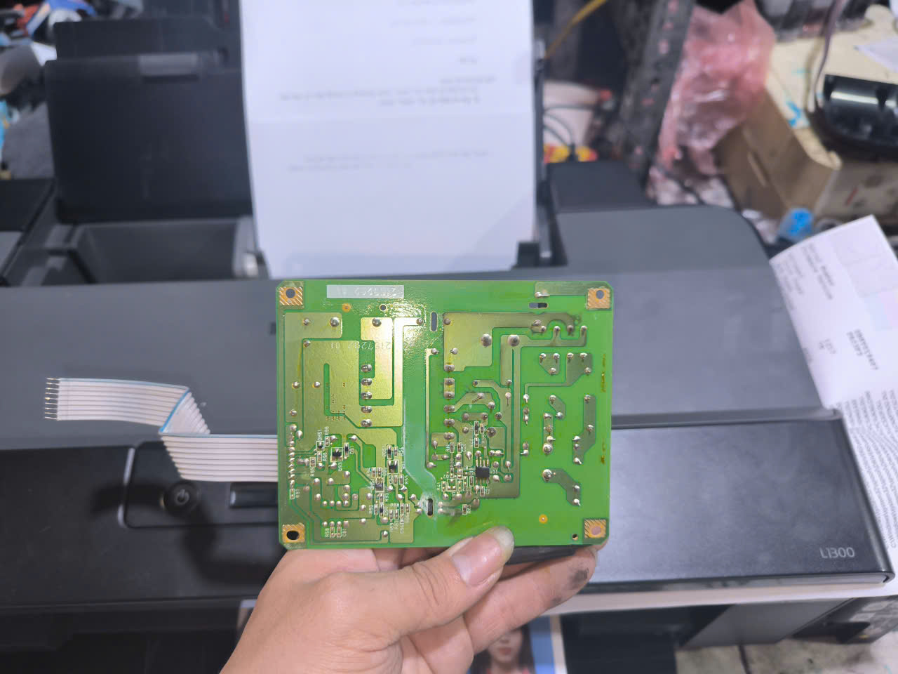 Sửa Lỗi Máy In Epson L1300 Mất Nguồn: Nguyên Nhân Và Quy Trình Xử Lý Từ A-Z