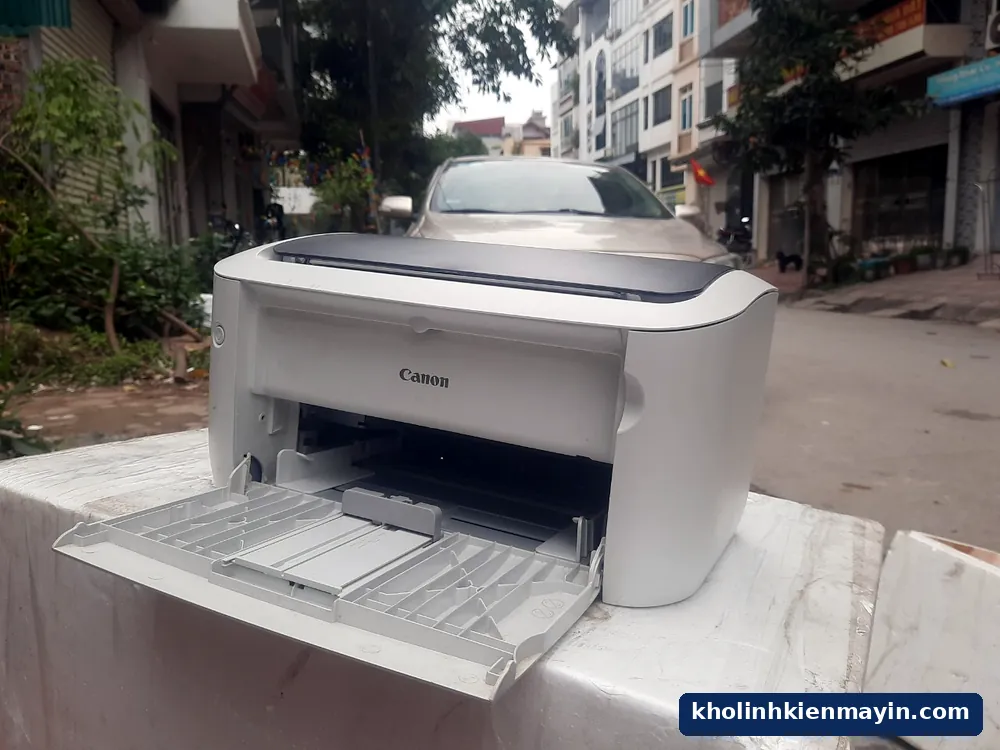 Máy in Canon LBP6030W cũ - ảnh chụp thực tế Ảnh thực tế máy in Canon LBP6030W cũ tại kho Thần Vũ